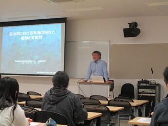 講演.jpg