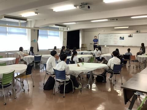 経営情報学科2.jpg